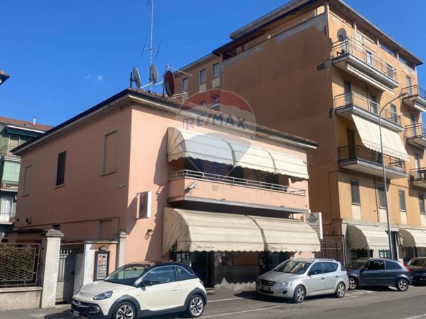 appartamento in vendita a Pavia in zona Centro Città