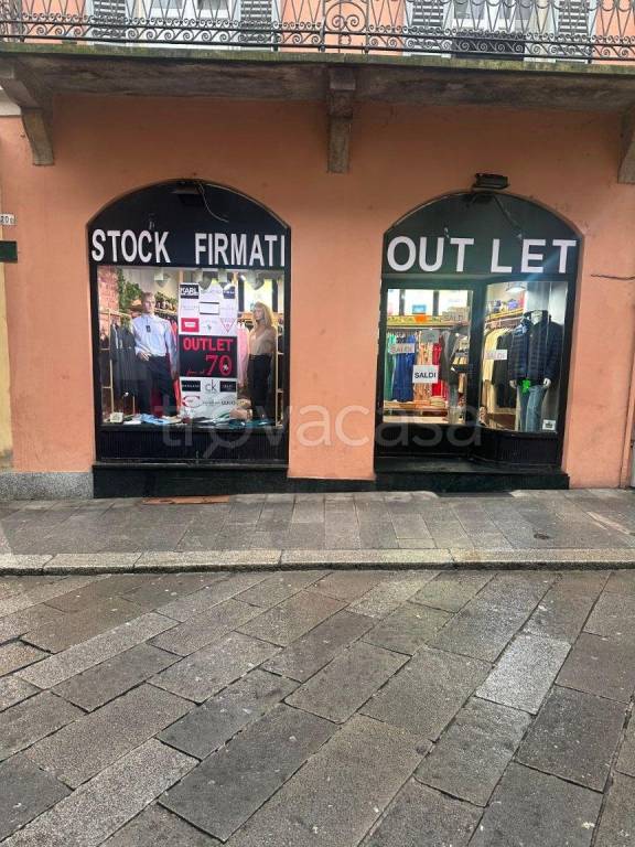 appartamento in vendita a Pavia in zona Centro Città