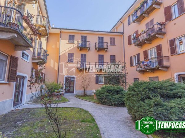 appartamento in vendita a Pavia in zona Centro Città