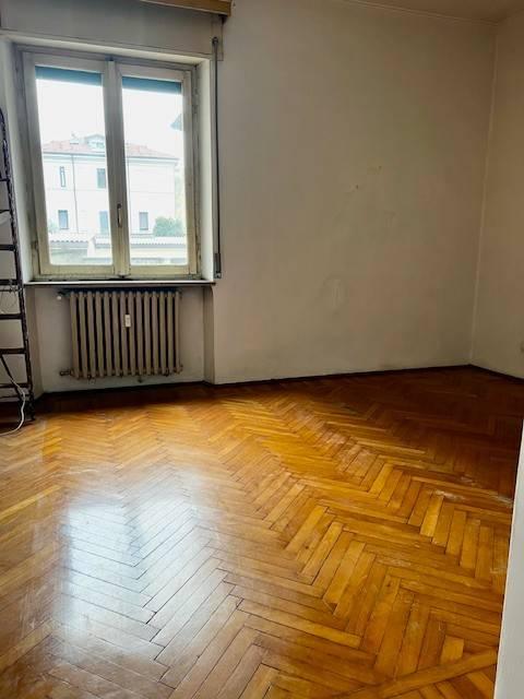 appartamento in vendita a Pavia in zona Centro Città
