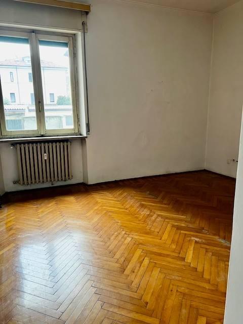 appartamento in vendita a Pavia in zona Centro Città