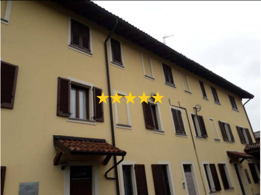 appartamento in vendita a Pavia in zona Campo Coni
