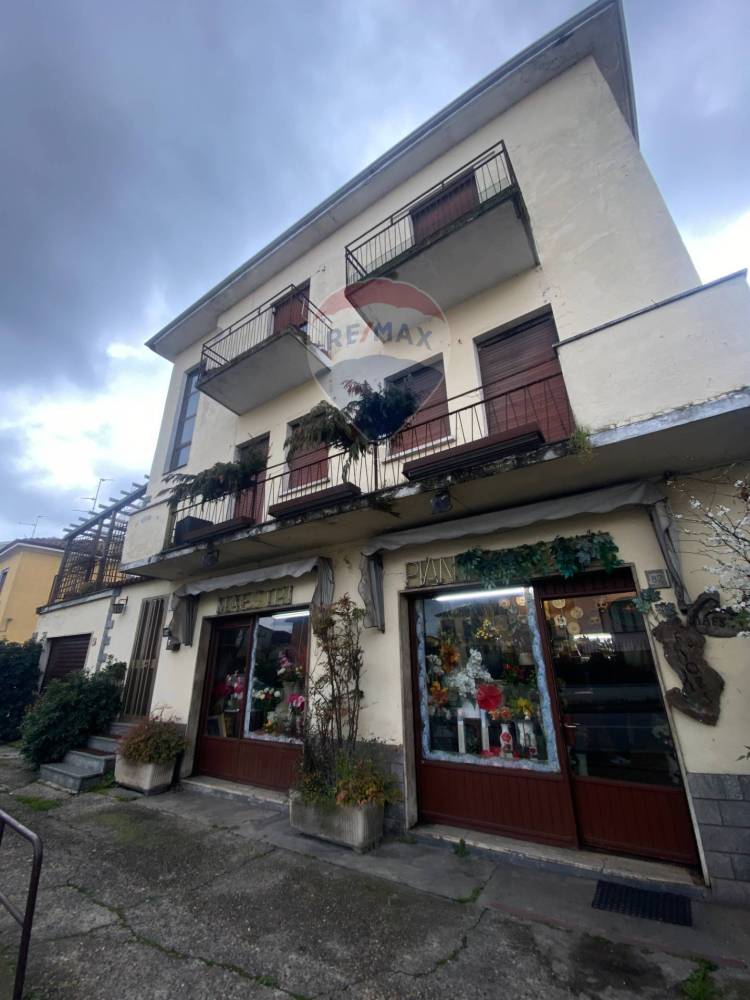 casa indipendente in vendita a Pavia