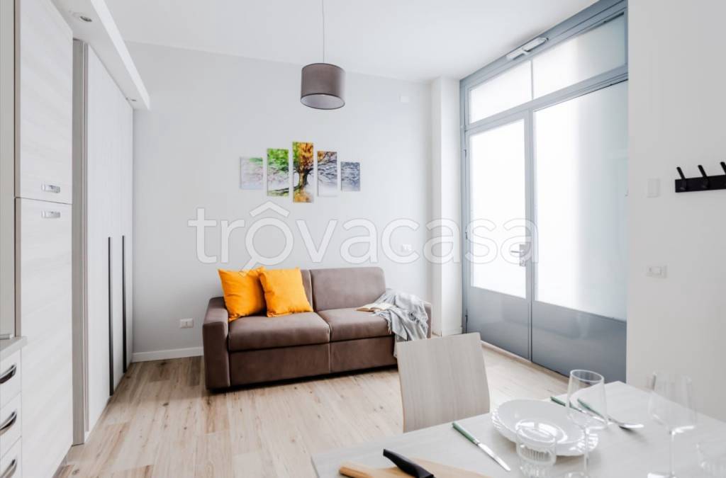 appartamento in vendita a Pavia in zona Centro Città