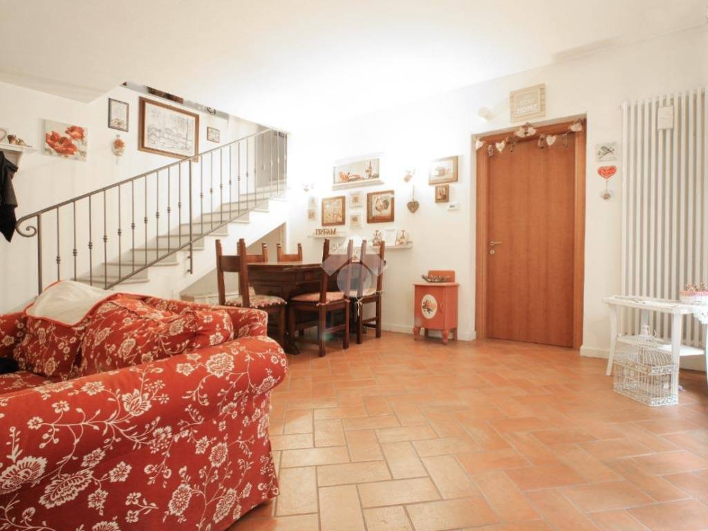 casa indipendente in vendita a Pavia in zona Ca' Della Terra