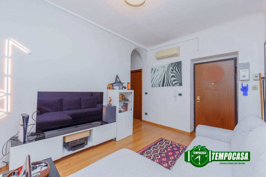 appartamento in vendita a Pavia in zona Borgo Ticino