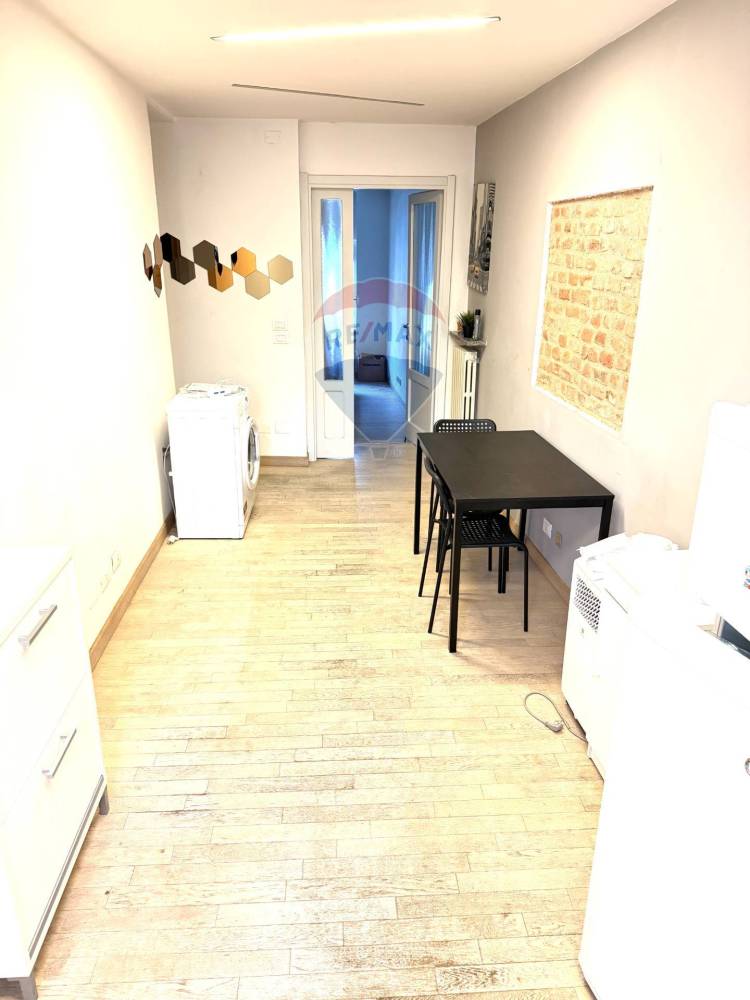 appartamento in vendita a Pavia in zona Centro Città