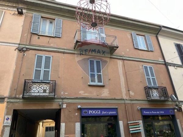 appartamento in vendita a Pavia in zona Centro Città