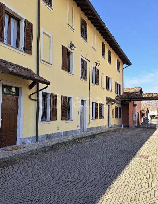 appartamento in vendita a Pavia in zona Campo Coni