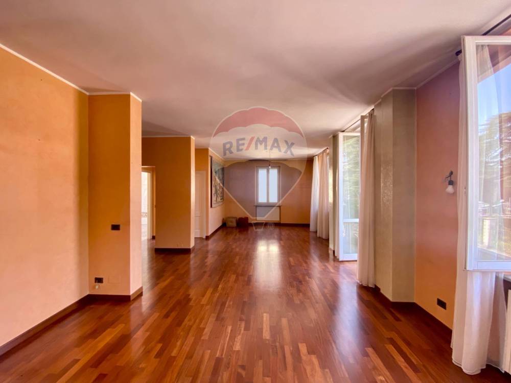 casa indipendente in vendita a Pavia