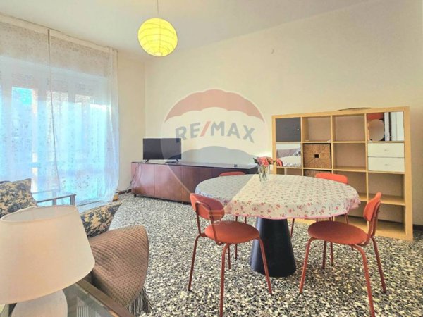 appartamento in vendita a Pavia in zona Centro Città