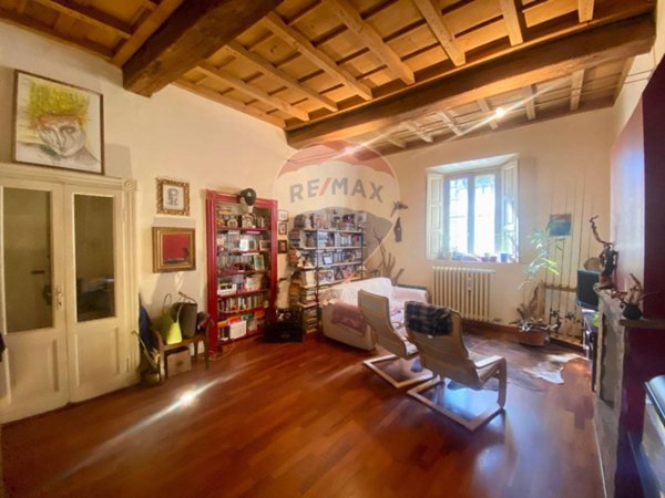 appartamento in vendita a Pavia in zona Centro Città