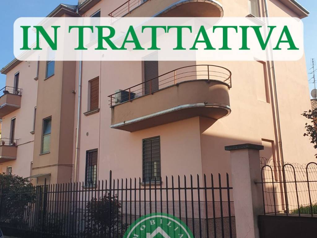 appartamento in vendita a Pavia in zona Centro Città