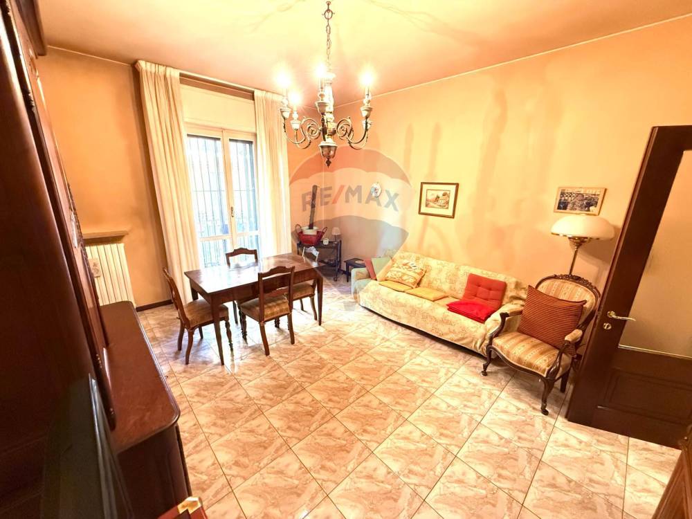 appartamento in vendita a Pavia in zona Centro Città