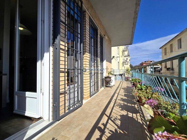 appartamento in vendita a Pavia in zona Centro Città