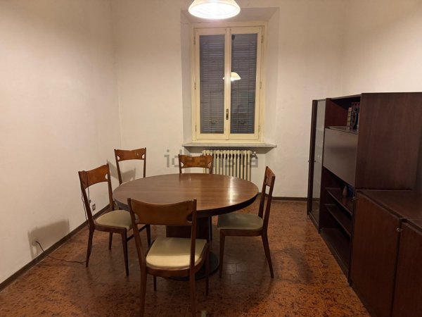 appartamento in vendita a Pavia in zona Stazione