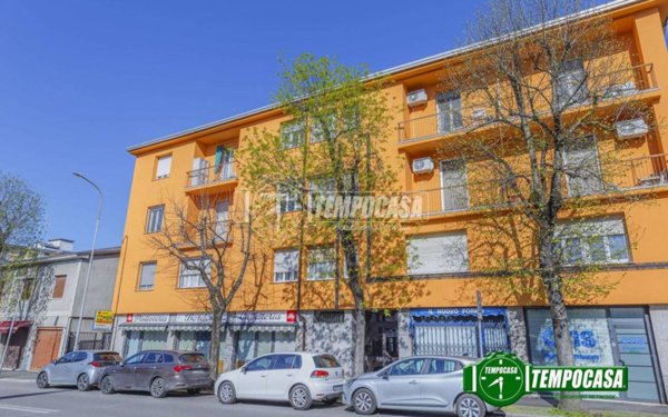 appartamento in vendita a Pavia in zona Pompieri