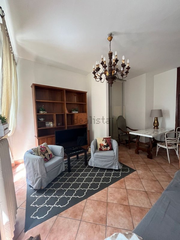 appartamento in vendita a Pavia in zona Centro Città