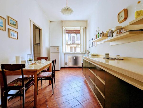 appartamento in vendita a Pavia in zona Centro Città