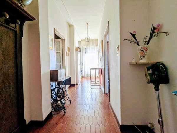 appartamento in vendita a Pavia in zona Centro Città