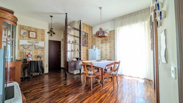 appartamento in vendita a Pavia in zona Centro Città