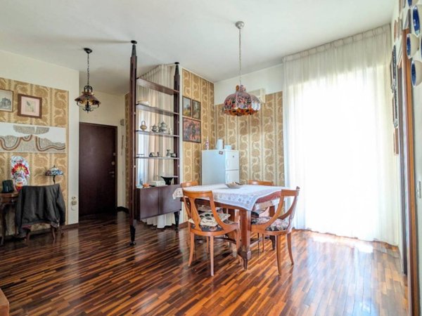appartamento in vendita a Pavia in zona Centro Città