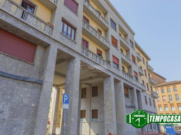 appartamento in vendita a Pavia in zona Centro Città