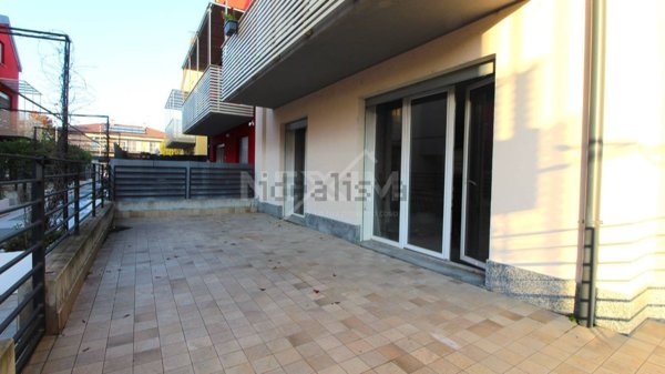appartamento in vendita a Pavia in zona Stazione