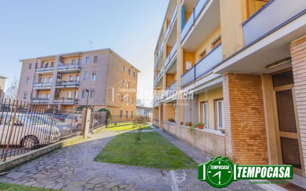 appartamento in vendita a Pavia in zona Stazione