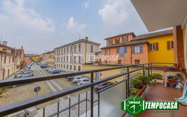 appartamento in vendita a Pavia in zona Centro Città