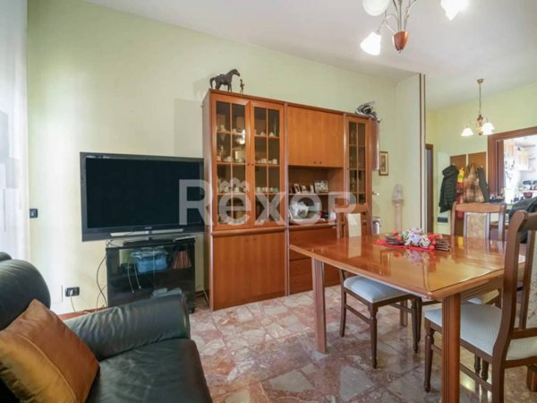 appartamento in vendita a Pavia in zona Centro Città