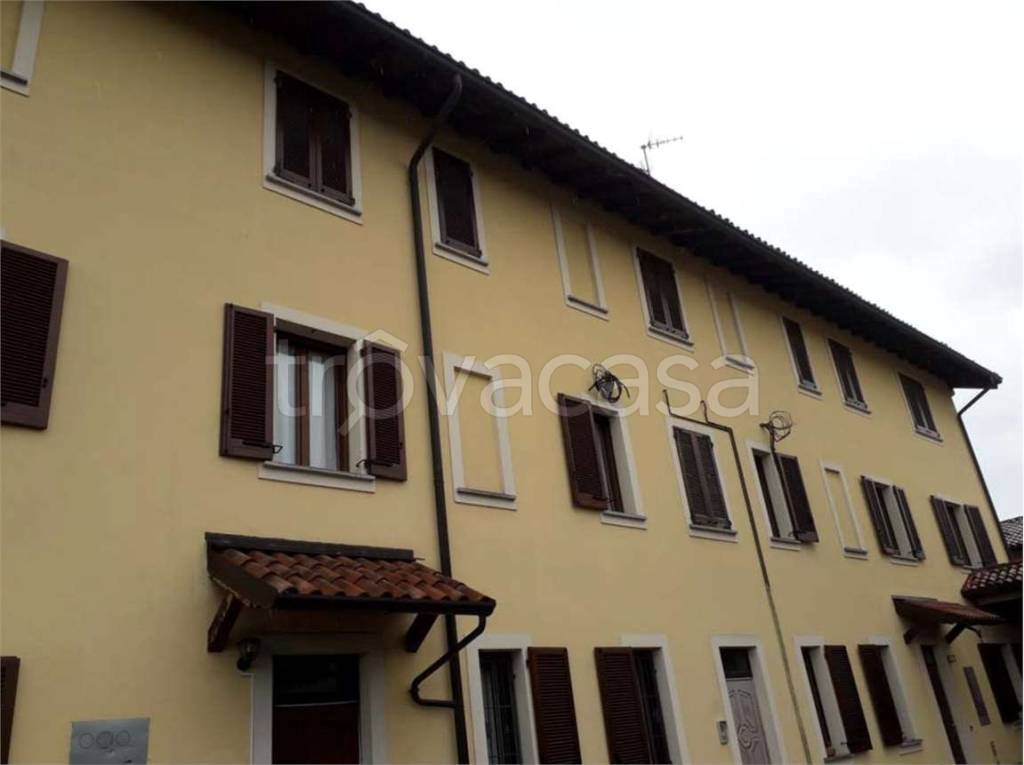 appartamento in vendita a Pavia in zona Campo Coni