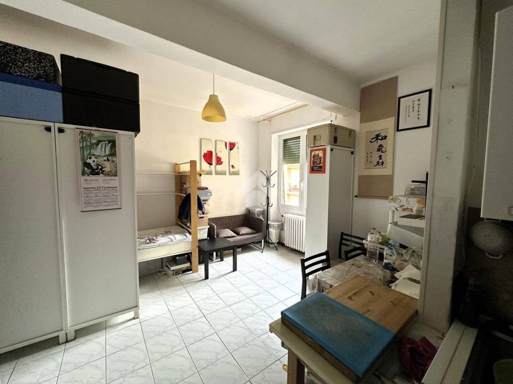 appartamento in vendita a Pavia in zona Città Giardino