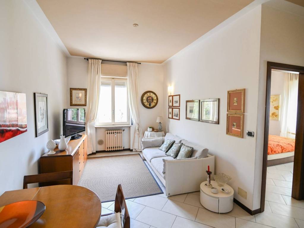 appartamento in vendita a Pavia in zona Campari