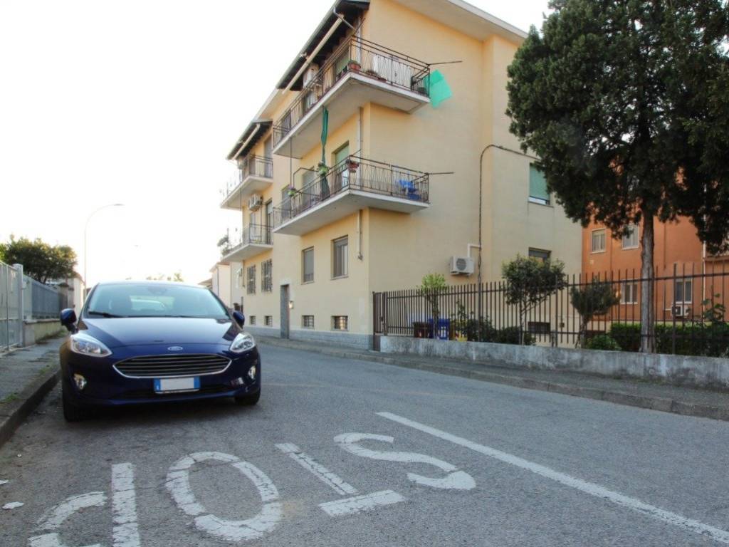 appartamento in vendita a Pavia in zona Città Giardino