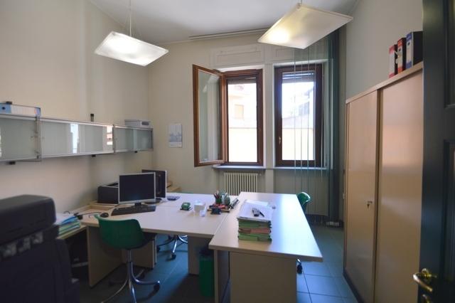 appartamento in vendita a Pavia in zona Stazione