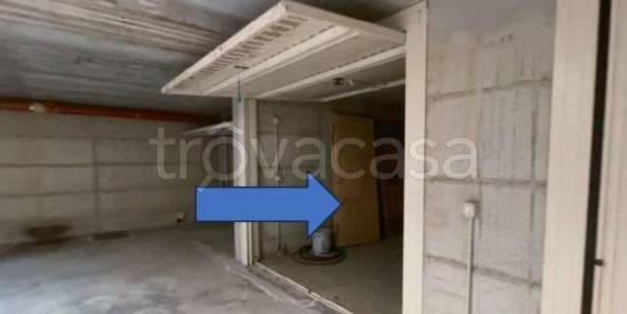 appartamento in vendita a Pavia in zona Fossarmato