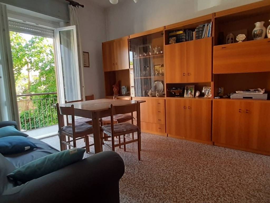 appartamento in vendita a Pavia in zona Città Giardino