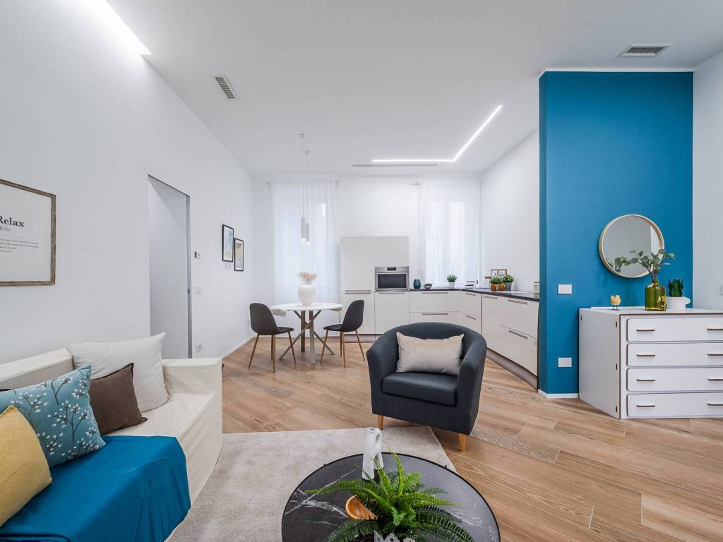 appartamento in vendita a Pavia in zona Centro Città