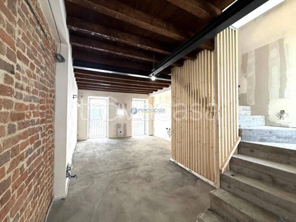 appartamento in vendita a Pavia in zona Centro Città