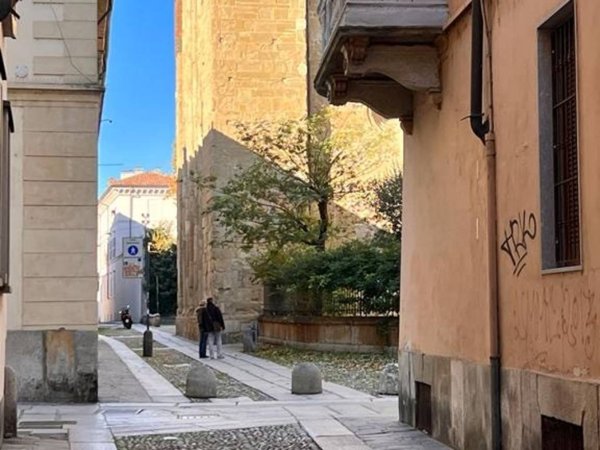 appartamento in vendita a Pavia in zona Centro Città
