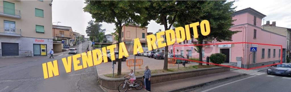 negozio in vendita a Pavia in zona Centro Città