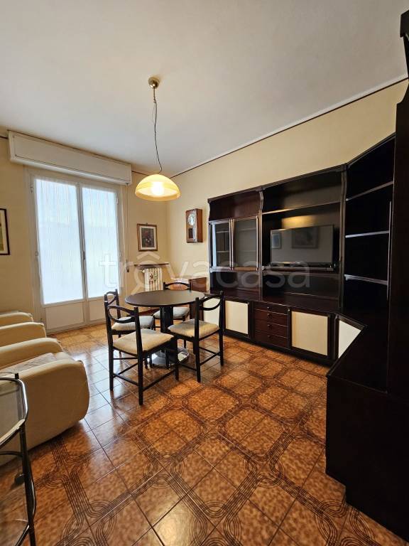 appartamento in vendita a Pavia in zona Città Giardino