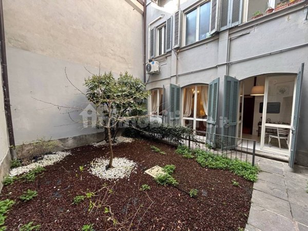 appartamento in vendita a Pavia in zona Centro Città