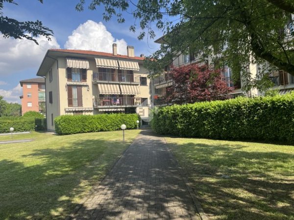 appartamento in vendita a Pavia in zona Centro Città