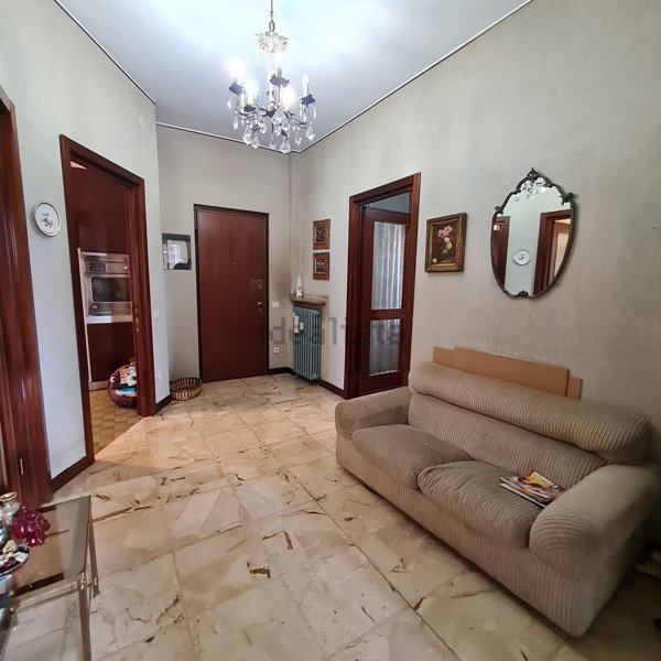 appartamento in vendita a Pavia in zona Città Giardino