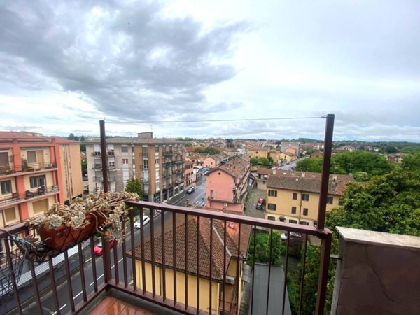 appartamento in vendita a Pavia in zona San Pietro
