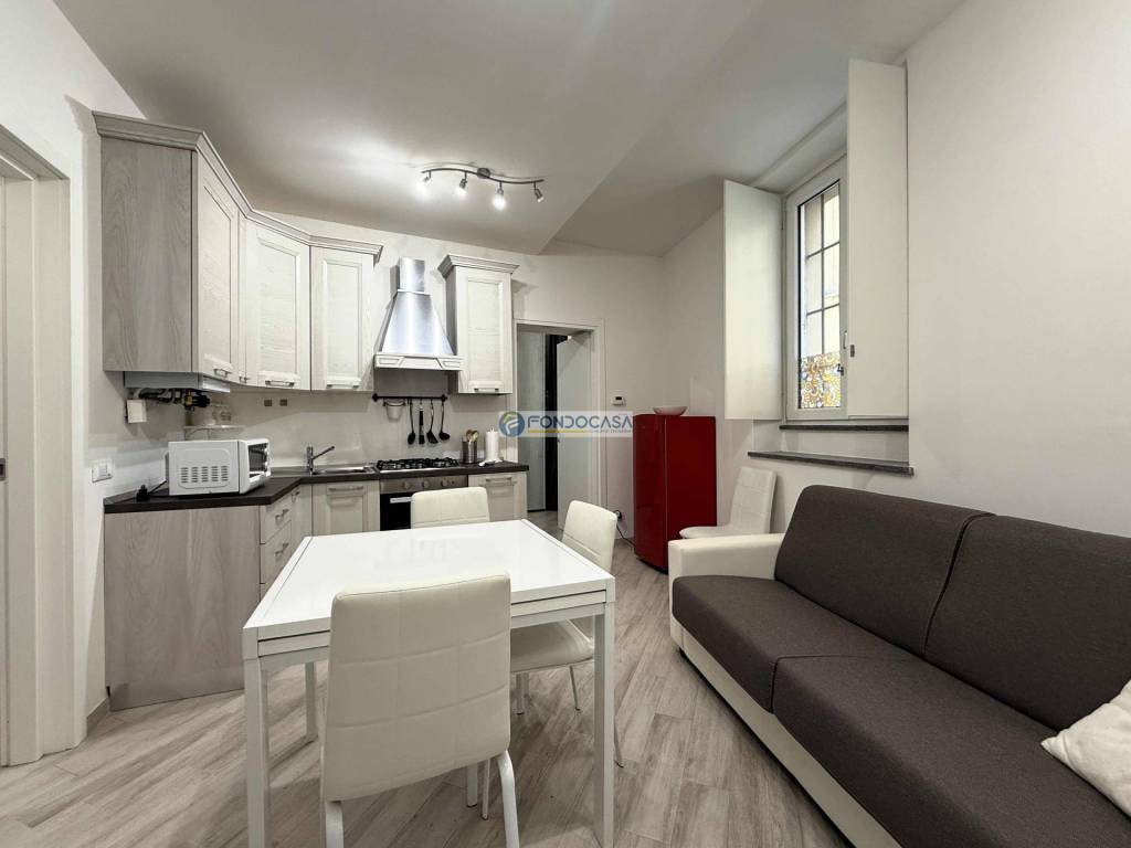 appartamento in vendita a Pavia in zona Centro Città