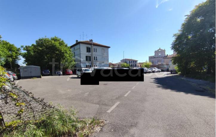 casa indipendente in vendita a Pavia in zona San Pietro