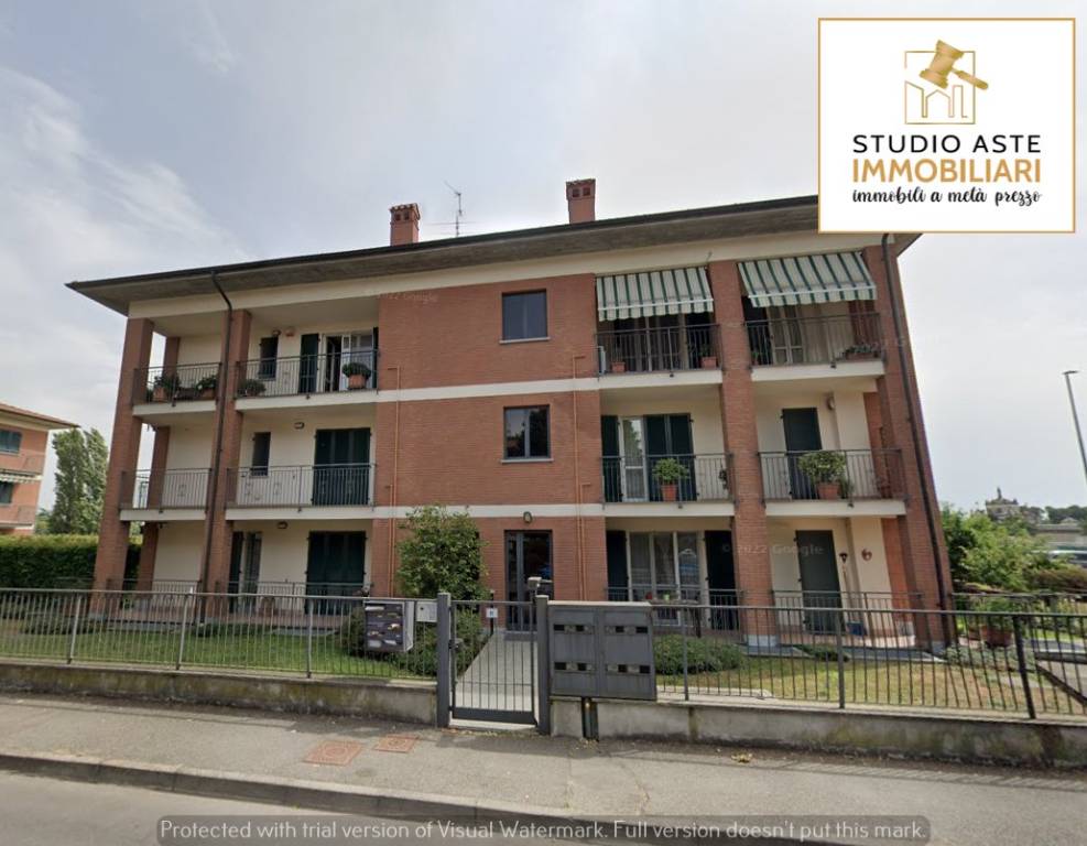 appartamento in vendita a Pavia in zona Pompieri